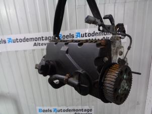Gebruikte Cilinderkop Volkswagen Caddy III (2KA,2KH,2CA,2CH) 2.0 SDI Prijs € 150,00 Margeregeling aangeboden door Boels Autodemontage