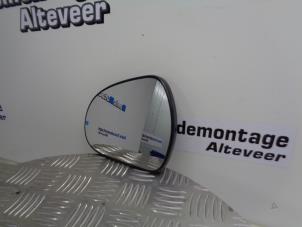 Gebruikte Spiegelglas links Peugeot 207/207+ (WA/WC/WM) 1.4 16V VTi Prijs € 15,00 Margeregeling aangeboden door Boels Autodemontage