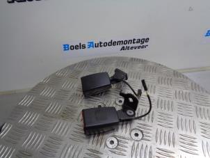 Gebruikte Veiligheidsgordel Set achter Volkswagen Up! (121) 1.0 12V 75 Prijs op aanvraag aangeboden door Boels Autodemontage