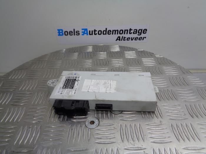 Gebruikte Bodycontrol Module BMW 5 serie (E60) 530i 24V Prijs € 50,00 Margeregeling aangeboden door Boels Autodemontage