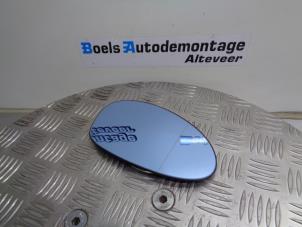 Gebruikte Spiegelglas links BMW 1 serie (E87/87N) 116i 1.6 16V Prijs € 15,00 Margeregeling aangeboden door Boels Autodemontage