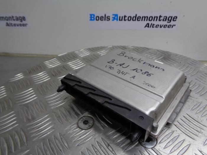 Gebruikte Computer Motormanagement Volvo V70 (SW) 2.4 T 20V Prijs € 50,00 Margeregeling aangeboden door Boels Autodemontage