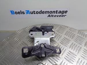 Gebruikte Achterklep Slotmechaniek Audi A4 (B8) 1.8 TFSI 16V Prijs € 35,00 Margeregeling aangeboden door Boels Autodemontage