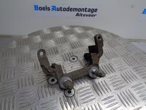 Gebruikte Remzadel rechts-achter BMW 2 serie Active Tourer (F45) 220d 2.0 TwinPower Turbo 16V Prijs € 25,00 Margeregeling aangeboden door Boels Autodemontage