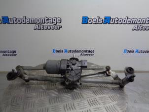 Gebruikte Ruitenwismotor + Mechaniek Volkswagen Polo V (6R) 1.6 TDI 16V 105 Prijs op aanvraag aangeboden door Boels Autodemontage