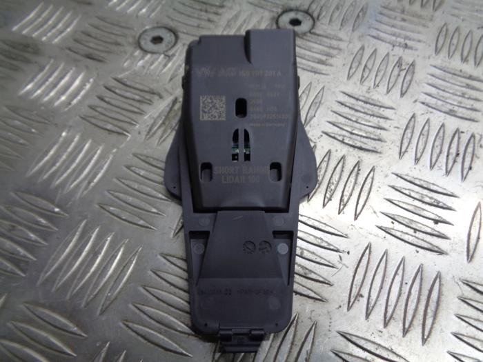 Gebruikte Sensor Remassistent Volkswagen Up! (121) 1.0 12V 75 Prijs € 10,00 Margeregeling aangeboden door Boels Autodemontage