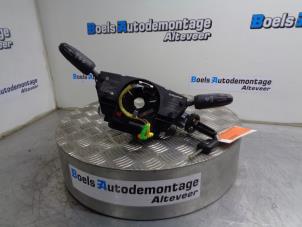 Gebruikte Licht + Raw Schakelaar Opel Corsa D 1.2 16V Prijs € 50,00 Margeregeling aangeboden door Boels Autodemontage