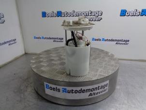 Gebruikte Tank element Pomp Opel Corsa D 1.2 16V Prijs € 35,00 Margeregeling aangeboden door Boels Autodemontage