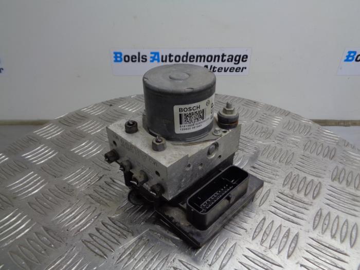 Gebruikte ABS Pomp Alfa Romeo MiTo (955) 1.4 Multi Air 16V Prijs € 50,00 Margeregeling aangeboden door Boels Autodemontage