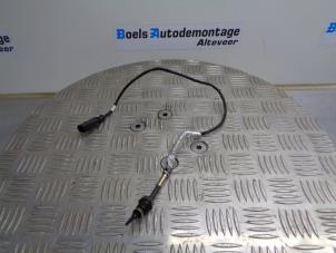 Gebruikte Temperatuursensor Motor Volkswagen Golf VIII (CD1) 2.0 TDI BlueMotion 16V Prijs € 75,00 Margeregeling aangeboden door Boels Autodemontage