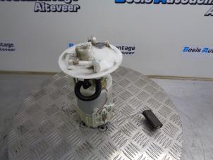 Gebruikte Tank element Pomp Renault Laguna II (BG) 1.6 16V Prijs € 25,00 Margeregeling aangeboden door Boels Autodemontage