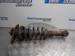 Gebruikte Schokdemper links-achter BMW Mini One/Cooper (R50) 1.6 16V One Prijs € 35,00 Margeregeling aangeboden door Boels Autodemontage