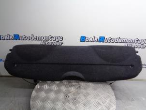 Gebruikte Hoedenplank BMW Mini One/Cooper (R50) 1.6 16V One Prijs € 40,00 Margeregeling aangeboden door Boels Autodemontage