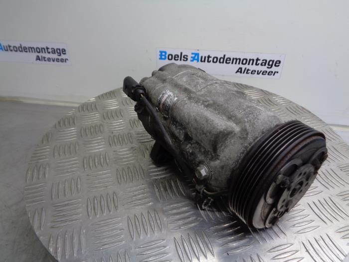 Gebruikte Aircopomp Volkswagen Golf IV (1J1) 1.6 Prijs € 50,00 Margeregeling aangeboden door Boels Autodemontage