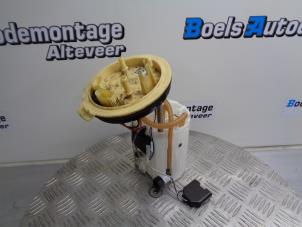Gebruikte Tank element Pomp Volkswagen Passat Variant (3G5) 2.0 TDI BiTurbo 16V 4Motion Prijs € 50,00 Margeregeling aangeboden door Boels Autodemontage