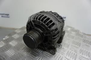 Gebruikte Dynamo Volkswagen Polo IV (9N1/2/3) 1.4 TDI 80 Prijs € 35,00 Margeregeling aangeboden door Boels Autodemontage