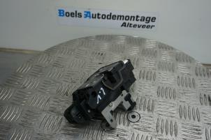 Gebruikte Deurslot Mechaniek 4Deurs links-voor Volvo V40 (MV) 2.0 D2 16V Prijs op aanvraag aangeboden door Boels Autodemontage