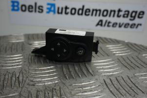 Gebruikte Stuurverstel schakelaar Volkswagen Touareg (7LA/7L6) 5.0 TDI V10 Prijs € 25,00 Margeregeling aangeboden door Boels Autodemontage
