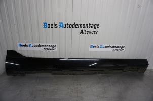 Gebruikte Sideskirt rechts Volvo V40 (MV) 2.0 D2 16V Prijs op aanvraag aangeboden door Boels Autodemontage