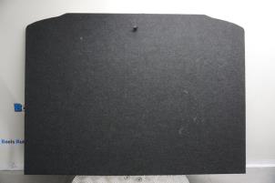 Gebruikte Vloerplaat bagageruimte Mitsubishi ASX 1.6 MIVEC 16V Prijs € 35,00 Margeregeling aangeboden door Boels Autodemontage