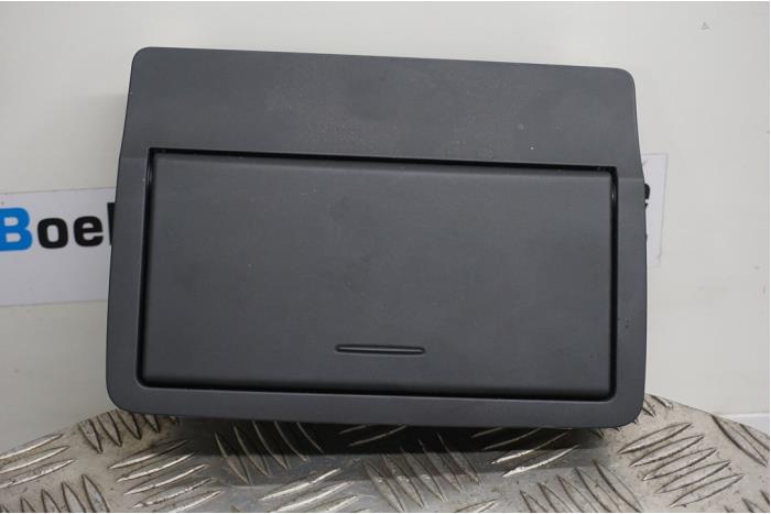 Gebruikte Display Interieur Audi A1 (8X1/8XK) 1.6 TDI 16V Prijs € 85,00 Margeregeling aangeboden door Boels Autodemontage