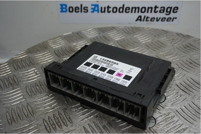 Gebruikte Bodycontrol Module Opel Insignia Mk.I 2.8 VXR V6 Turbo Ecotec 24V 4x4 Prijs € 80,00 Margeregeling aangeboden door Boels Autodemontage