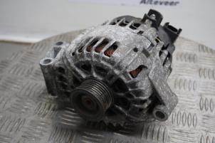 Gebruikte Dynamo Ford Fiesta 6 (JA8) 1.25 16V Prijs € 35,00 Margeregeling aangeboden door Boels Autodemontage