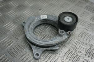 Gebruikte Spanrol Multiriem BMW 5 serie (G30) 530i 2.0 TwinPower Turbo 16V Prijs € 75,00 Margeregeling aangeboden door Boels Autodemontage