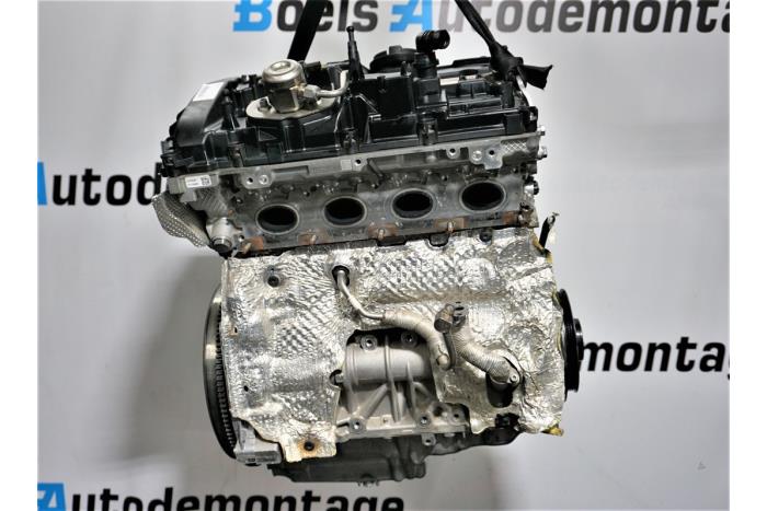 Motor van een BMW 3 serie (F30) 330e 2018