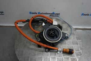 Gebruikte Oplaadpunt stekker aansluiting BMW 3 serie (F30) 330e Prijs € 100,00 Margeregeling aangeboden door Boels Autodemontage