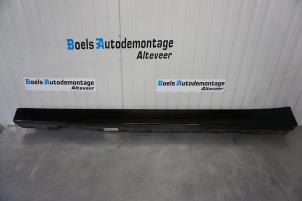 Gebruikte Sideskirt links BMW 3 serie (F30) 330e Prijs € 75,00 Margeregeling aangeboden door Boels Autodemontage