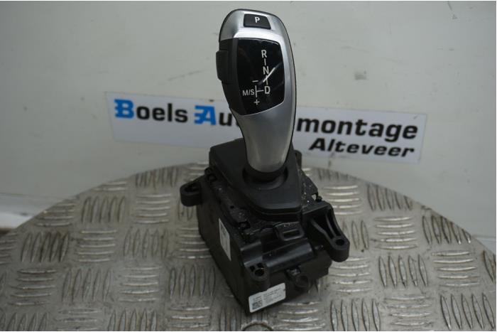 Gebruikte Selectiehendel automaat BMW 3 serie Gran Turismo (F34) 320d 2.0 16V Prijs € 75,00 Margeregeling aangeboden door Boels Autodemontage