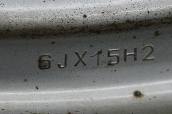 Velg van een Peugeot Bipper (AA) 1.3 HDI 2013