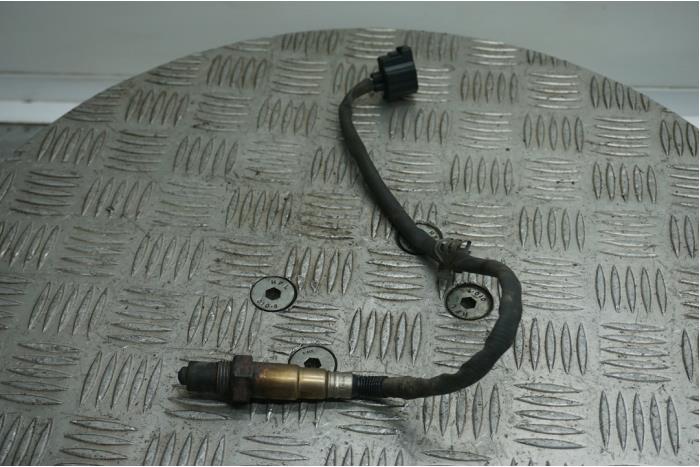 Gebruikte Lambda Sonde Mercedes S (W221) 3.5 S-350 24V Prijs € 25,00 Margeregeling aangeboden door Boels Autodemontage