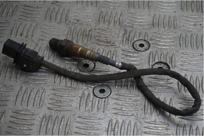 Gebruikte Lambda Sonde Mercedes S (W221) 3.5 S-350 24V Prijs € 25,00 Margeregeling aangeboden door Boels Autodemontage