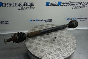 Gebruikte Aandrijfas rechts-voor Volkswagen Polo V (6R) 1.2 TDI 12V BlueMotion Prijs € 50,00 Margeregeling aangeboden door Boels Autodemontage