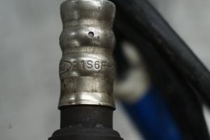 Lambda Sonde van een Ford Puma 1.7 16V 2002