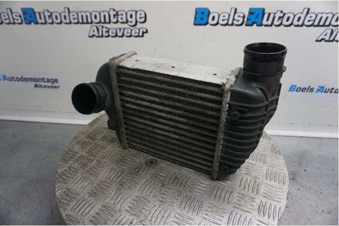 Gebruikte Intercooler Audi A6 (C6) 2.7 TDI V6 24V Quattro Prijs € 35,00 Margeregeling aangeboden door Boels Autodemontage