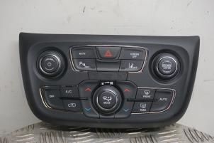 Gebruikte Chaufage Bedieningspaneel Jeep Compass II (MP) 1.4 Multi Air2 16V 4x4 Prijs € 150,00 Margeregeling aangeboden door Boels Autodemontage