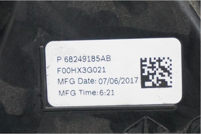 Koelvin van een Jeep Compass (MP) 1.4 Multi Air2 16V 4x4 2017
