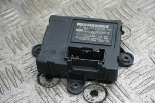 Gebruikte Centrale Deurvergrendelings Module Landrover Range Rover Evoque (LVJ/LVS) 2.2 SD4 16V Prijs € 40,00 Margeregeling aangeboden door Boels Autodemontage