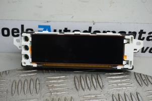 Gebruikte Display Interieur Peugeot Partner Tepee (7A/B/C/D/E/F/G/J/P/S) 1.6 VTI 120 16V Phase 1 Prijs € 25,00 Margeregeling aangeboden door Boels Autodemontage