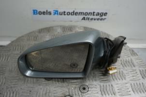 Gebruikte Buitenspiegel links Audi A4 Avant (B7) 2.0 20V Prijs € 35,00 Margeregeling aangeboden door Boels Autodemontage