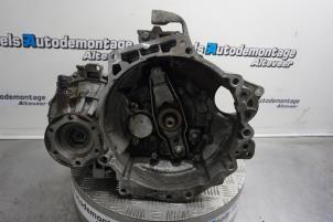 Gebruikte Versnellingsbak Volkswagen New Beetle (1Y7) 1.8 20V Turbo Prijs € 250,00 Margeregeling aangeboden door Boels Autodemontage