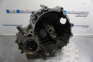 Gebruikte Versnellingsbak Volkswagen Fox (5Z) 1.4 16V Prijs € 175,00 Margeregeling aangeboden door Boels Autodemontage