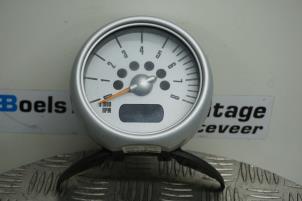 Gebruikte Toerenteller BMW Mini One/Cooper (R50) 1.6 16V One Prijs € 40,00 Margeregeling aangeboden door Boels Autodemontage
