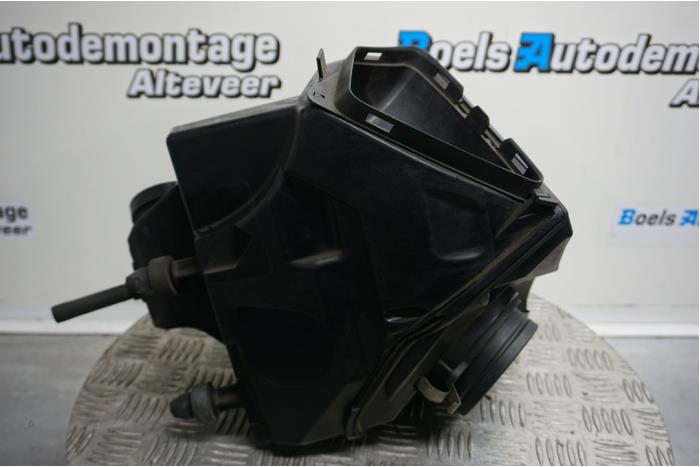 Gebruikte Luchtfilterhuis Audi S4 Avant (B8) S4 3.0 TFSI V6 24V Prijs € 75,00 Margeregeling aangeboden door Boels Autodemontage