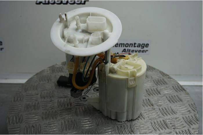 Gebruikte Tank element Pomp Audi S4 Avant (B8) S4 3.0 TFSI V6 24V Prijs € 150,00 Margeregeling aangeboden door Boels Autodemontage