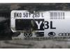 Aandrijfas links-achter van een Audi S4 Avant (B8) S4 3.0 TFSI V6 24V 2010