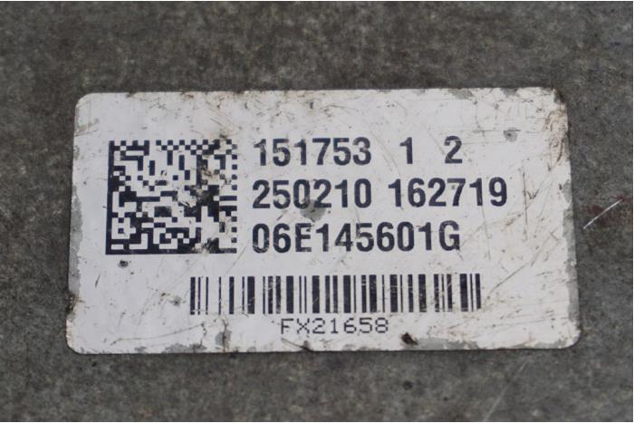 Compressor van een Audi S4 Avant (B8) S4 3.0 TFSI V6 24V 2010